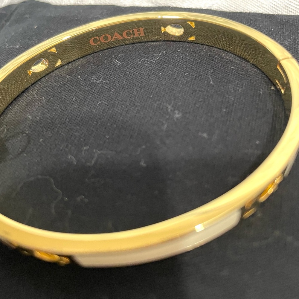 Coach Gold and Cream Enamel Hinged Bangle Bracelet New - Picture 8 of 8